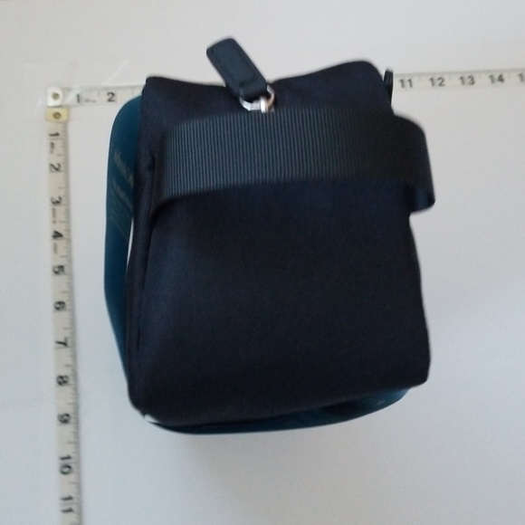 NWT Columbia Travel Kit Bag - Picture 5 of 8